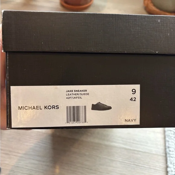 Michael Kors Men's Navy Jake Sneaker Leather/Suede Size 9 - Picture 6 of 7